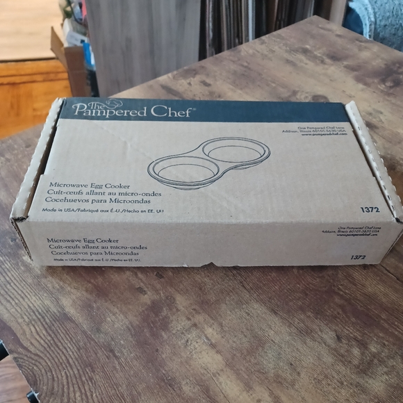 The Pampered Chef Kitchen The Pampered Chef Microwave Egg Cooker